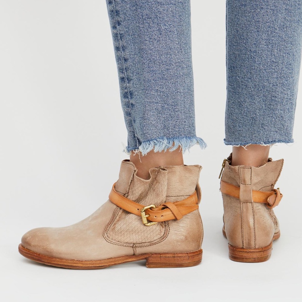 *SOLD* FP x A.S.98 Imperial Distressed Ankle Boots - Picture 3 of 8